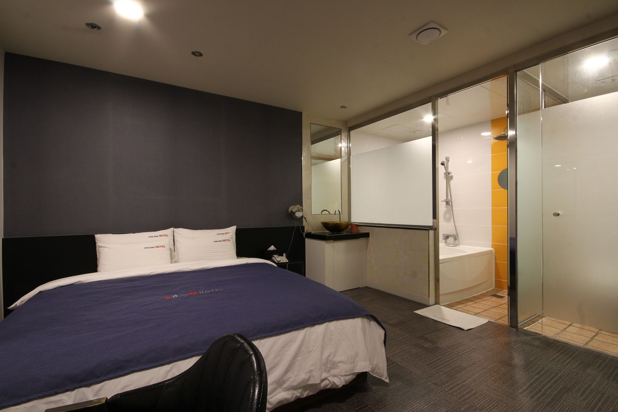 The M Hotel 2*