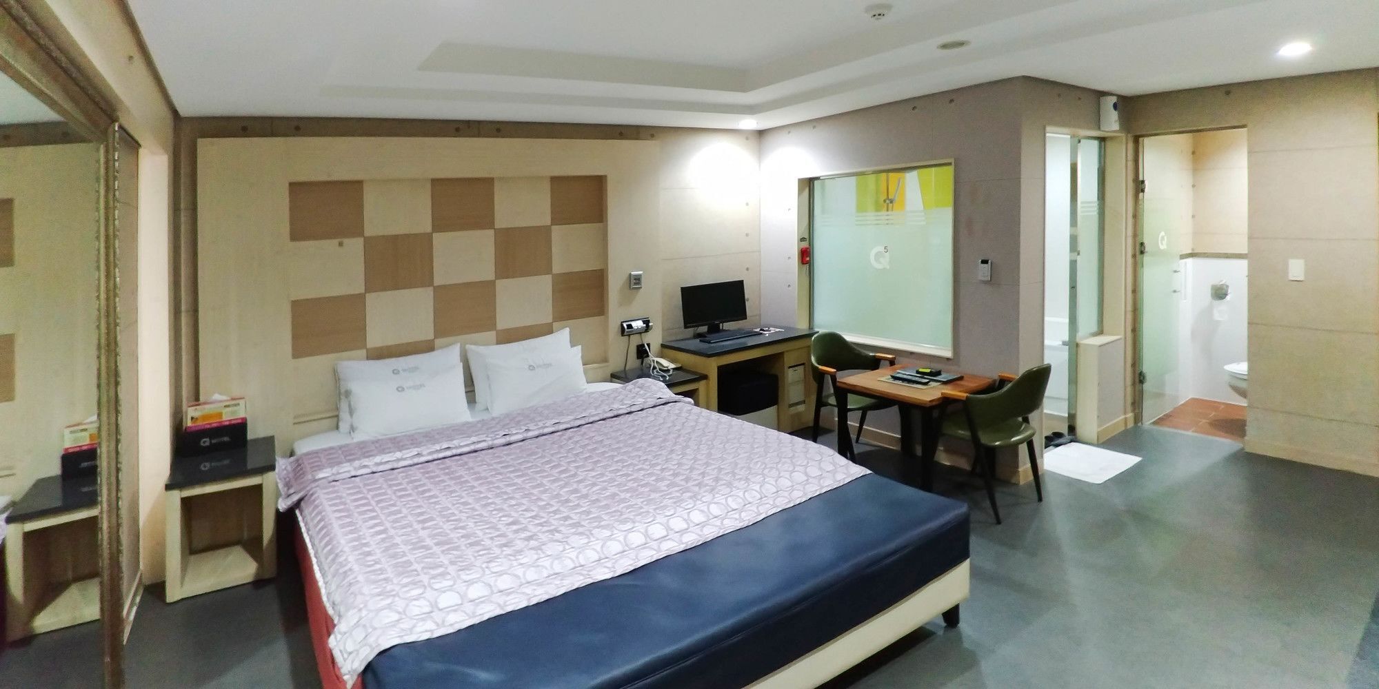 Songdo Q Five Motel Busan