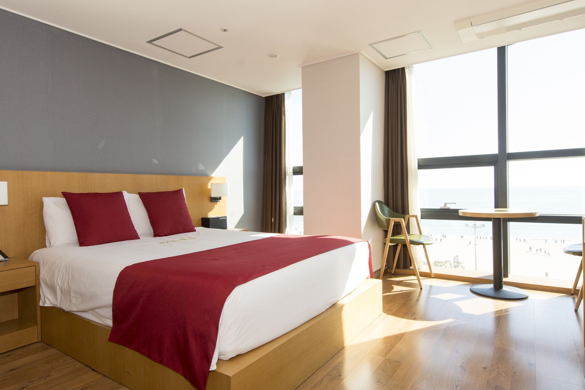 Ms Hotel