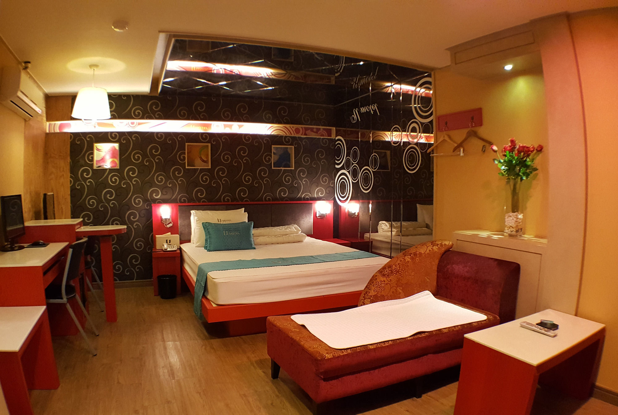 U Hotel 2*