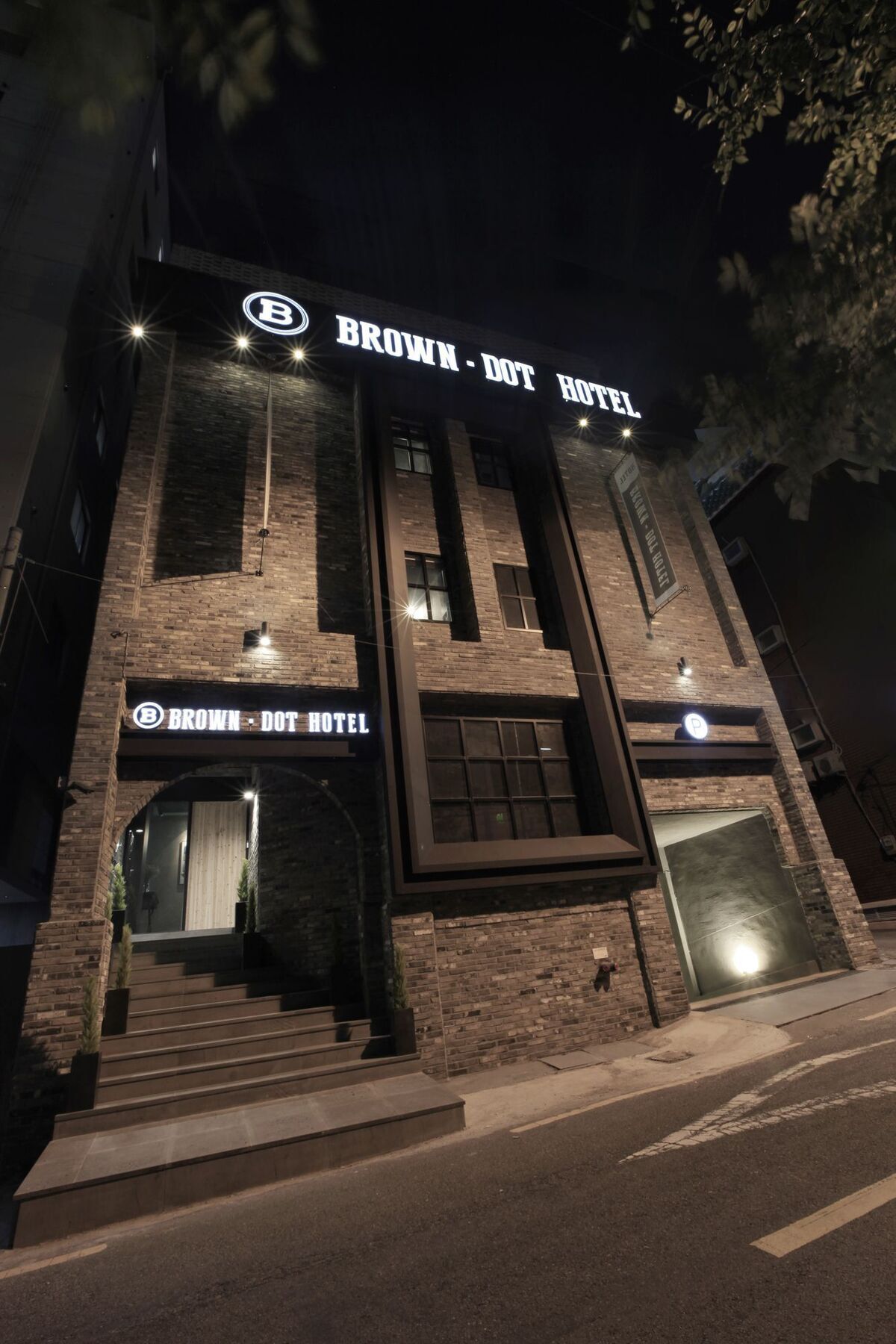 Brown Dot Yangjeong 3*