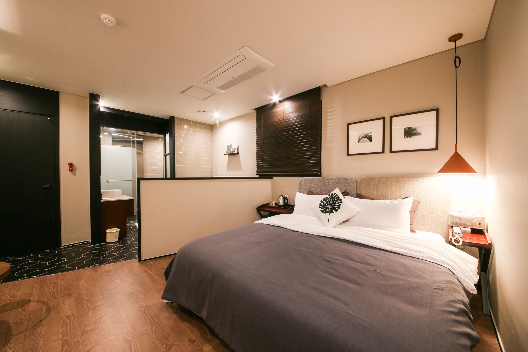 Brown Dot Yangjeong 3*