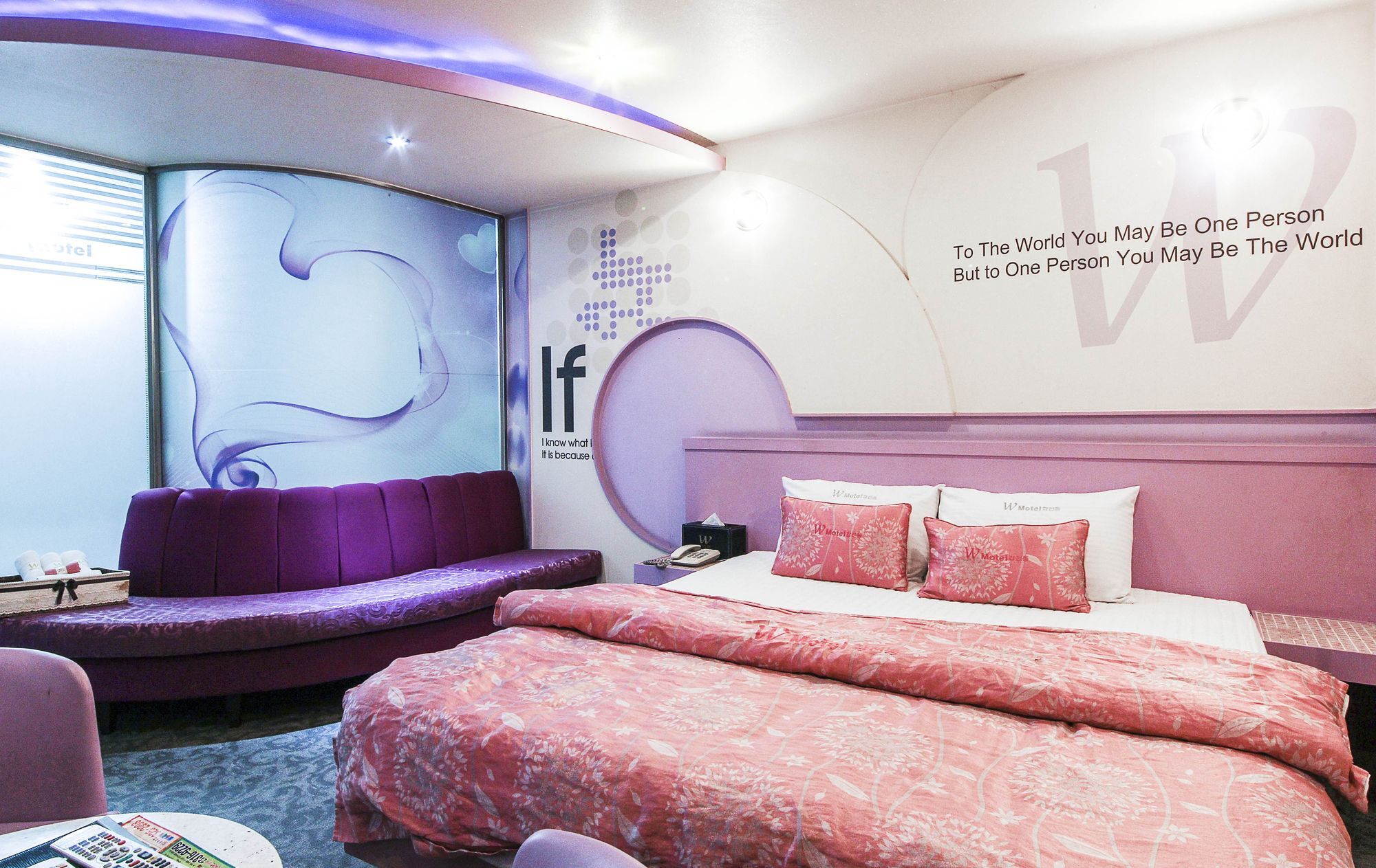 Hotel W 2*