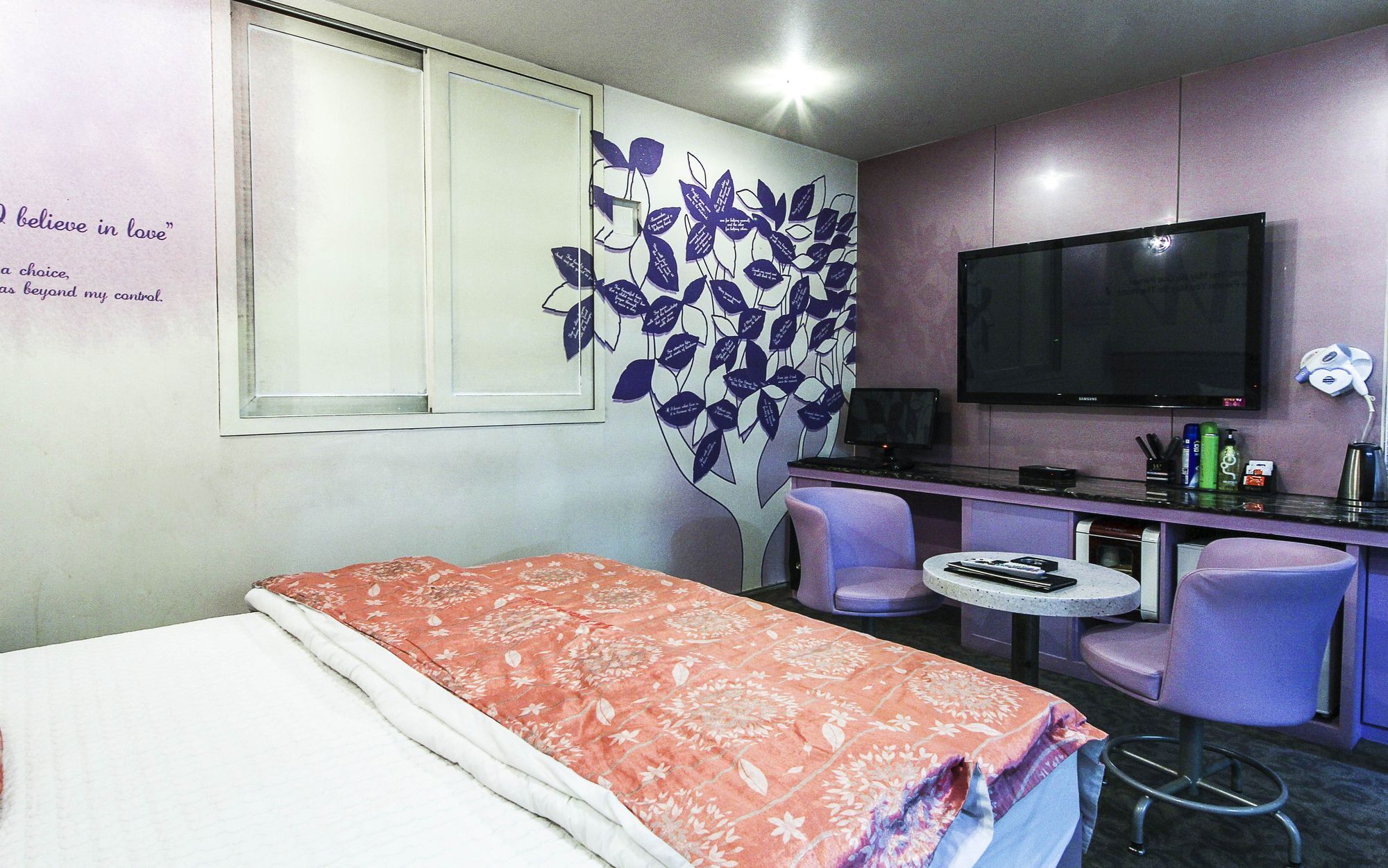W Hotel 2*