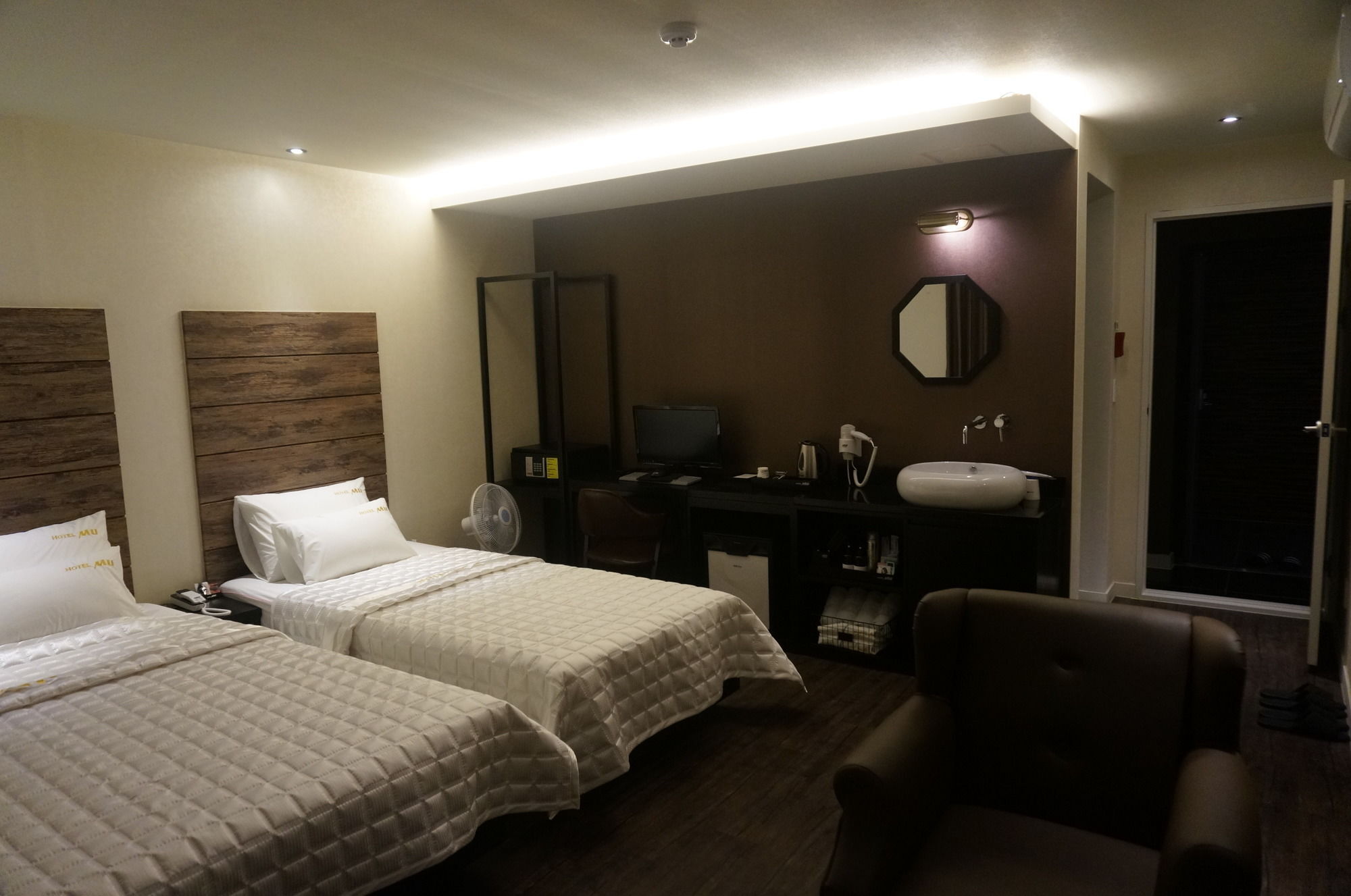 Mu Hotel 3*