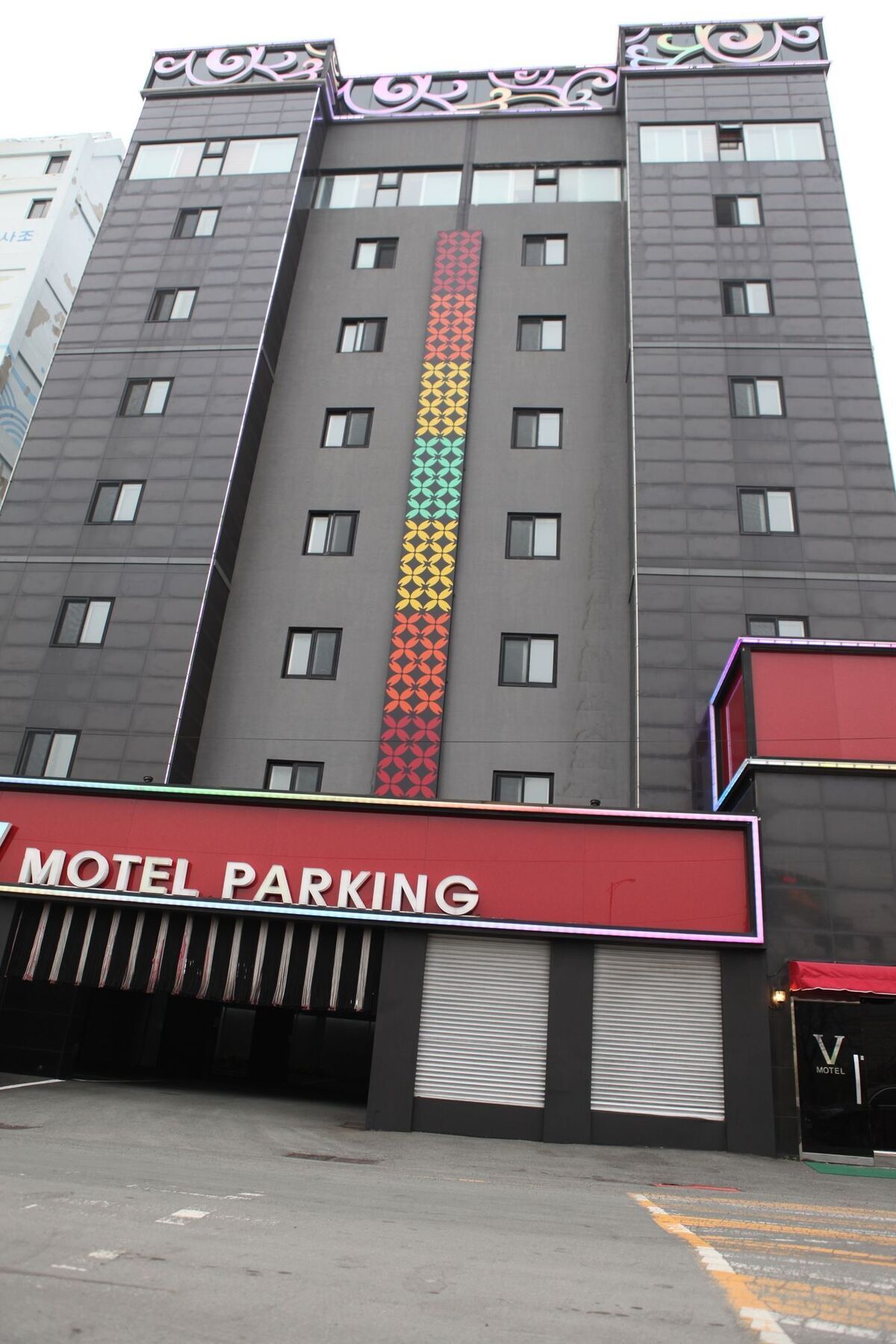 Motel V Songdo 2*