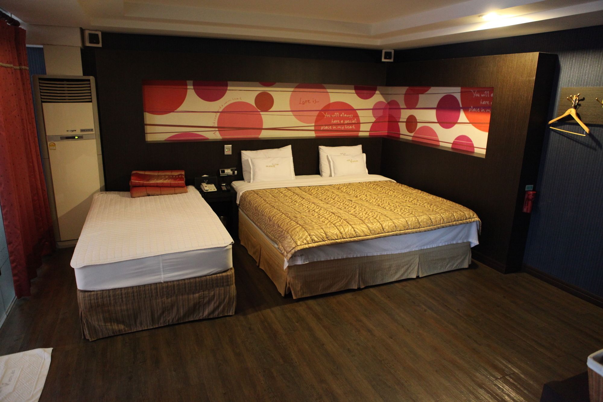 V Songdo Motel Busan