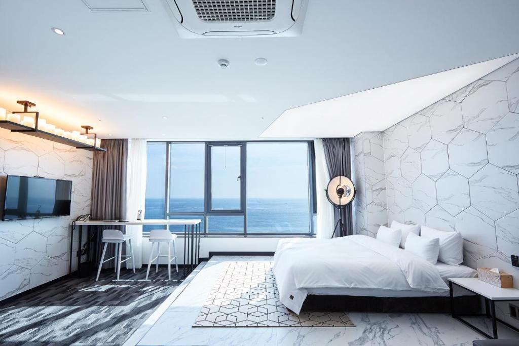 Laon 3* Busan