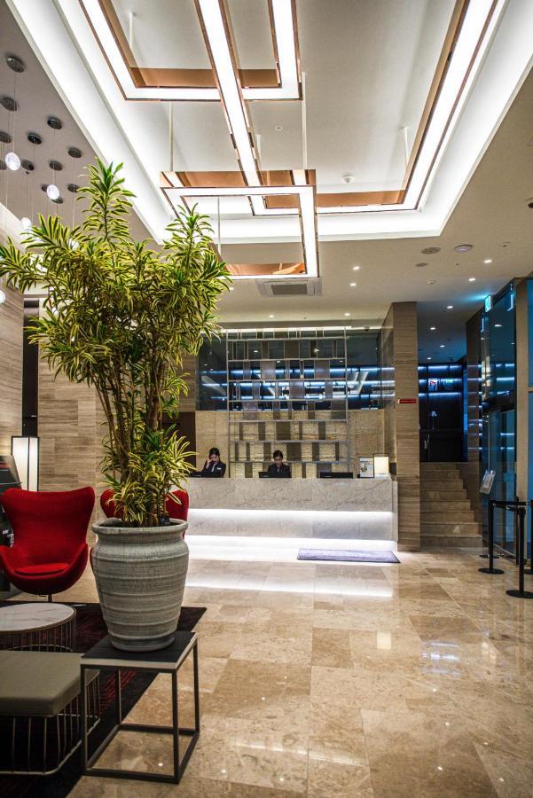 Hotel Ramada Encore By Wyndham Station 3*
