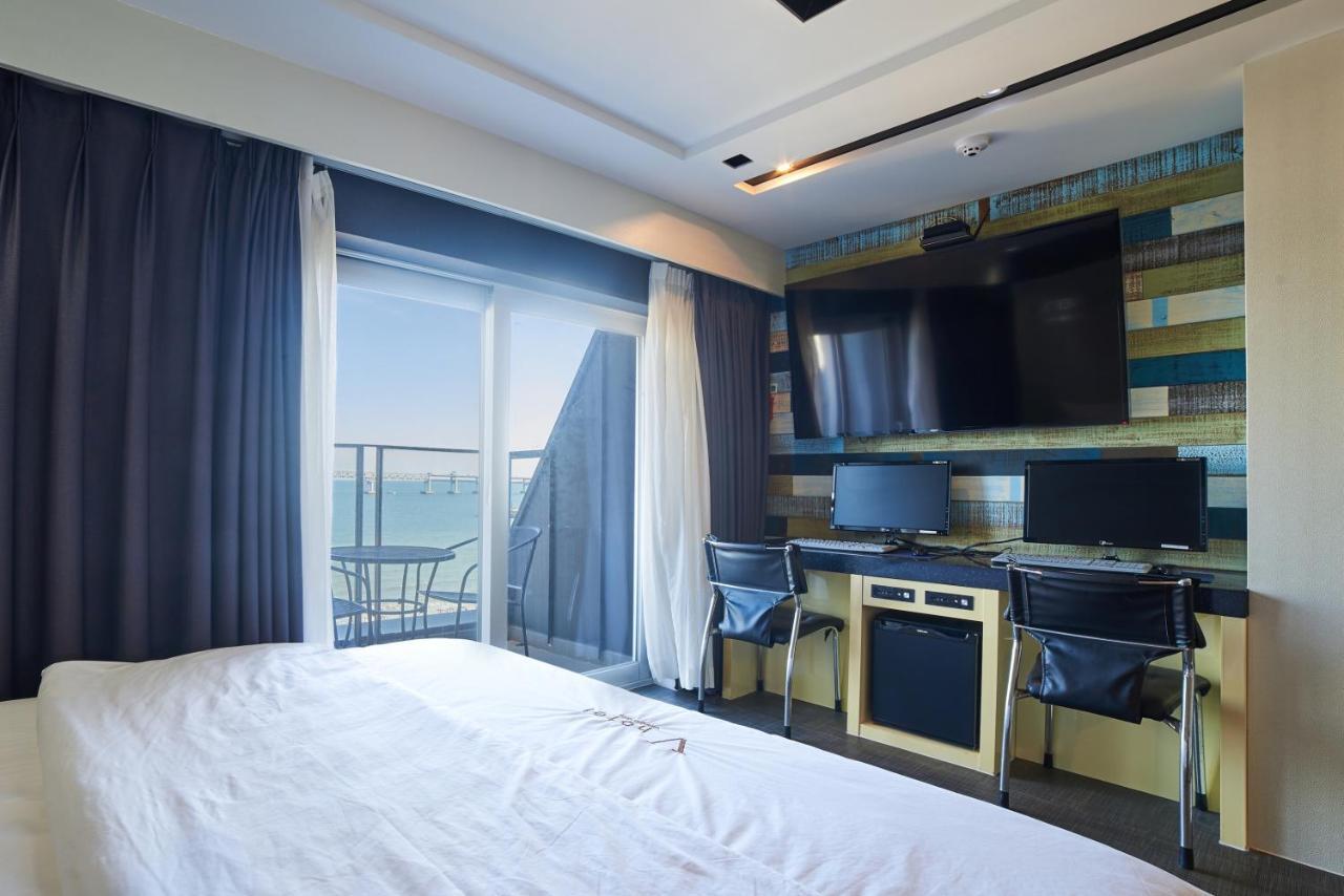 Premium V Hotel Busan
