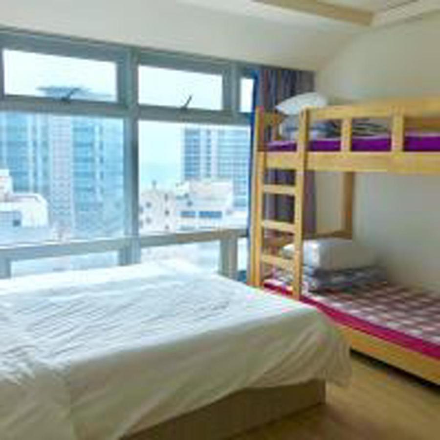 Popcorn Hostel *
