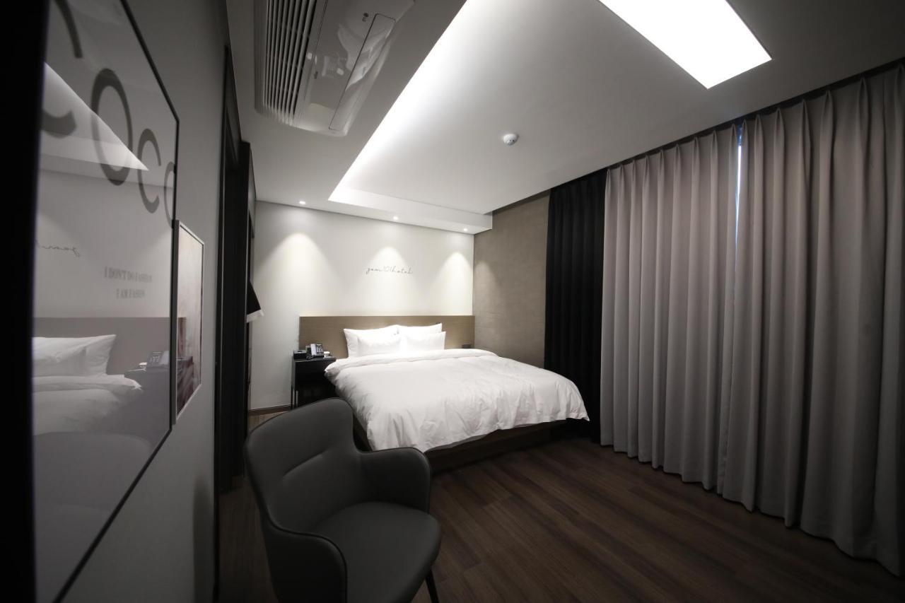 Zam 101 Busan