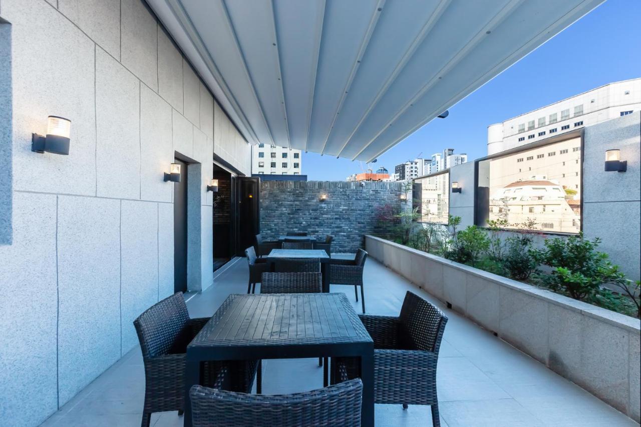 Beomil Brown Dot Hotel