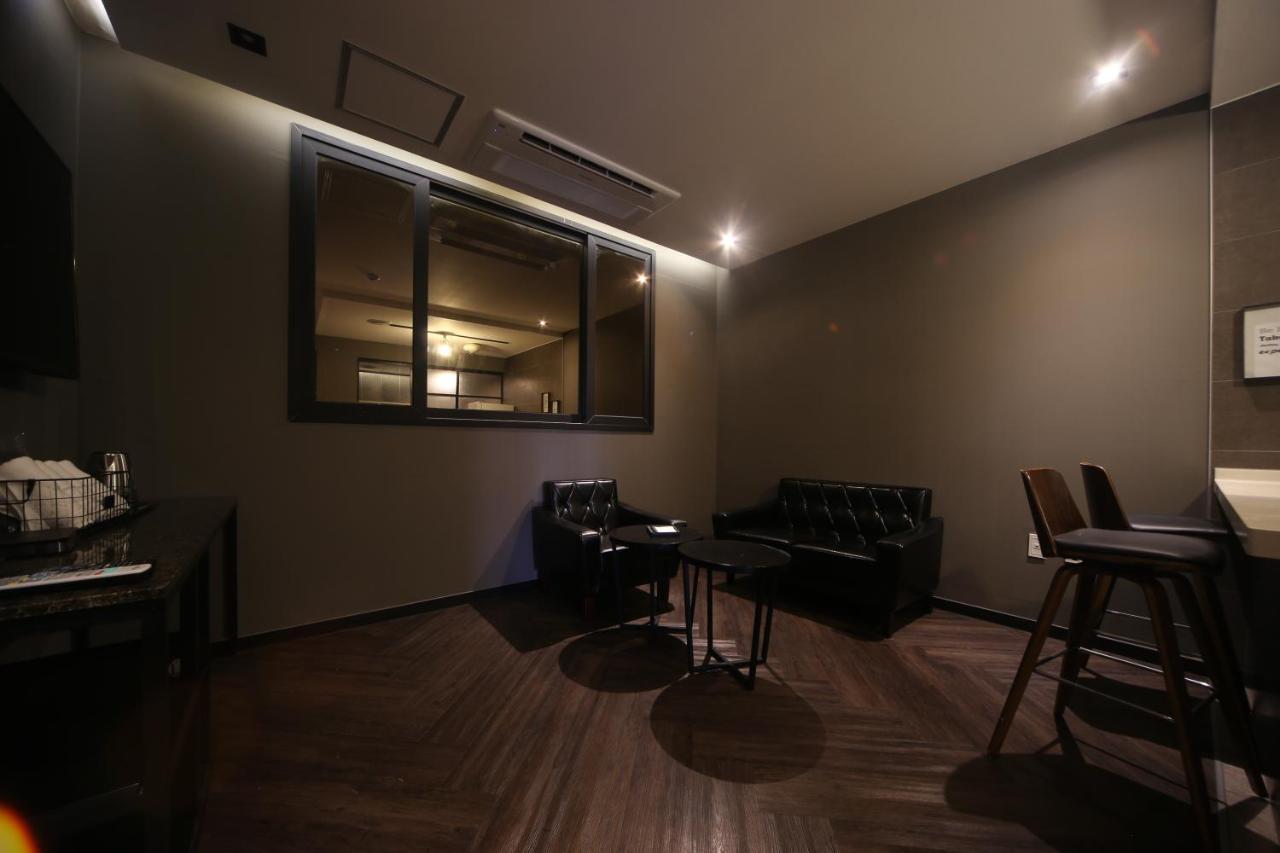 Beomil Brown Dot Hotel