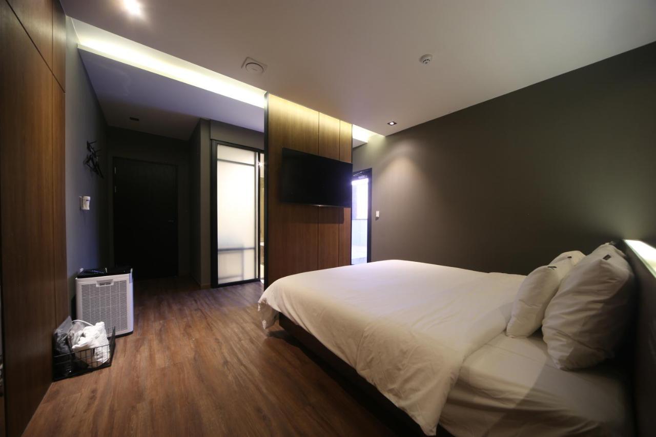Hotel Beomil Brown Dot Busan