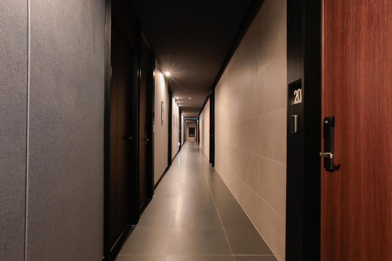 Brown-dot Yangjeong *