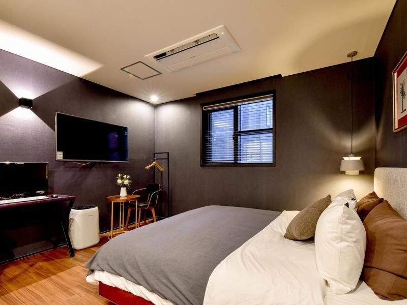 Brown-dot Yangjeong Hotel