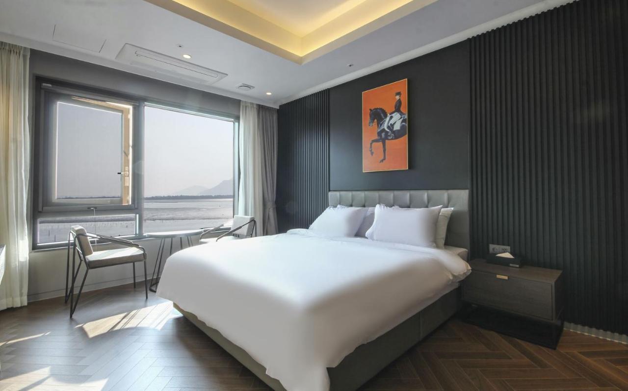 Hotel The Brain 3*