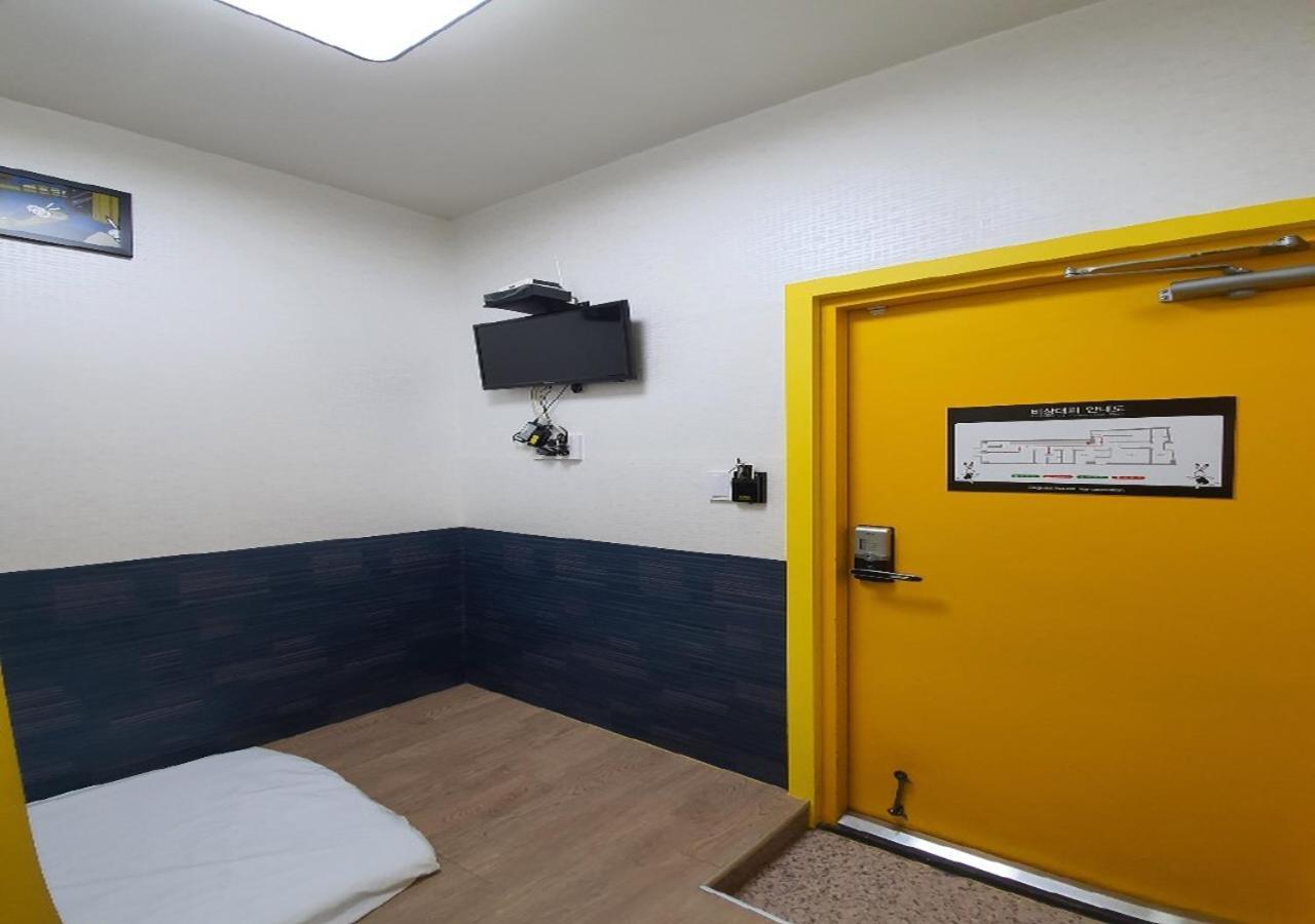 24 Nampo Station Guest house Busan