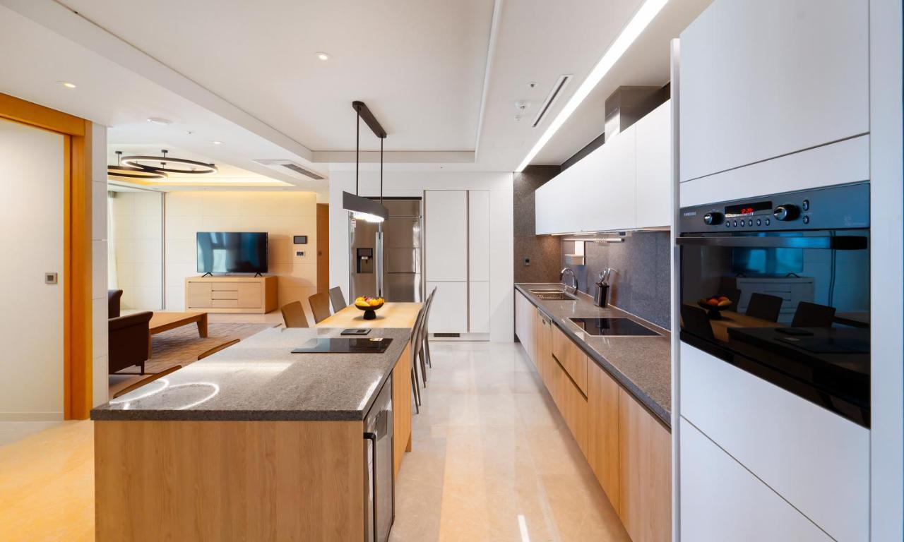Khách sạn Grand Lct Busan