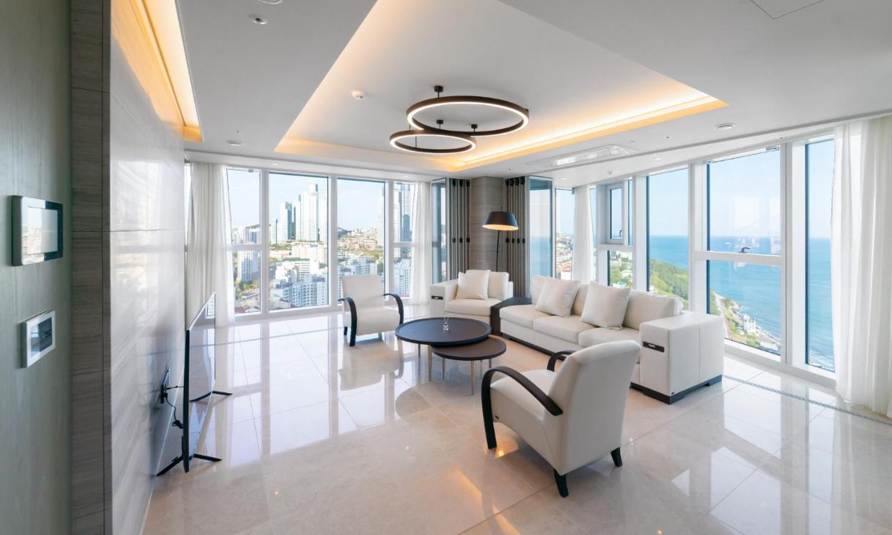 Khách sạn Grand Lct Busan