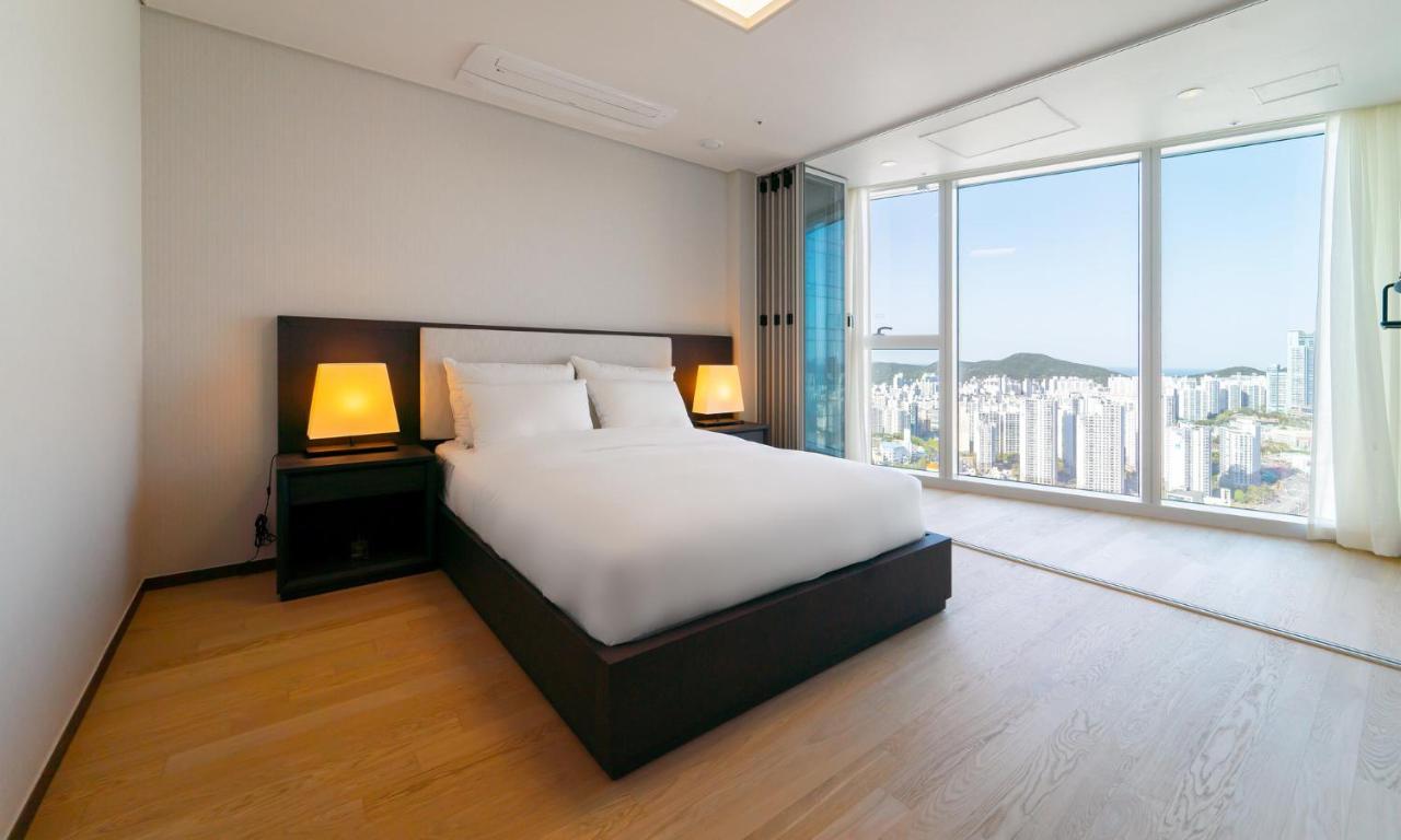 Khách sạn Grand Lct Busan