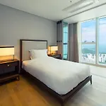 Lct Residence