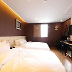 Hotel The Grang Gwangan