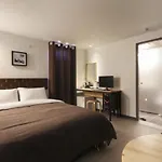 Hotel The Lua