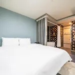Mu Hotel