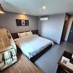 No. 25 Hotel Myeongji Oceanc City Business