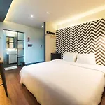 Hotel Bridge