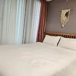 Holiday Apt Gwangan Beach