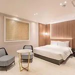 Yangjeong Stay Avenue Hotel