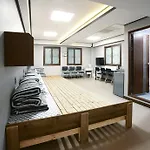 Busan Ohnpax Residence