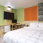 Hotel Gem Dongnae