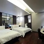2 Heaven Hotel