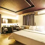 Le Idea Hotel