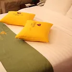 Diamond Tourist Hotel