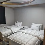 Business Hotel Gangseo
