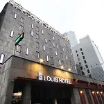 Louis Hotel