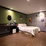 Hotel G7
