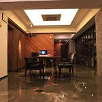 Comma Hotel