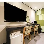 Elysee Hotel