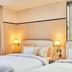 Brown Dot Hotel Songjung