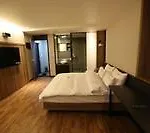Hotel Mirage