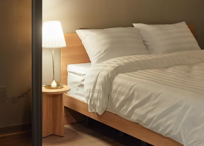 Elbon The Stay