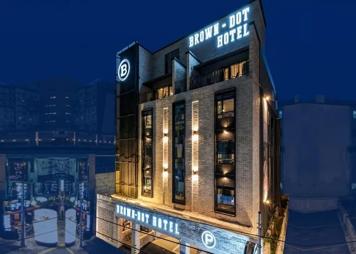 Brown-Dot Hotel Gwangalli Beach