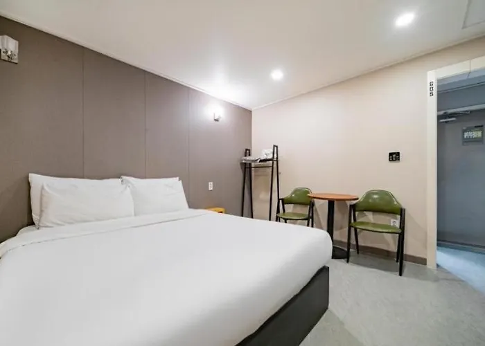 Y Motel