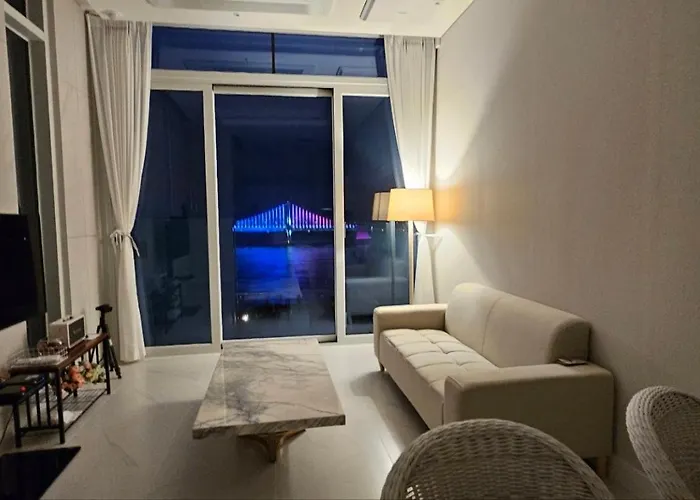 Royal Floor # 2Bedrooms 2Bathrooms # Spa Bath